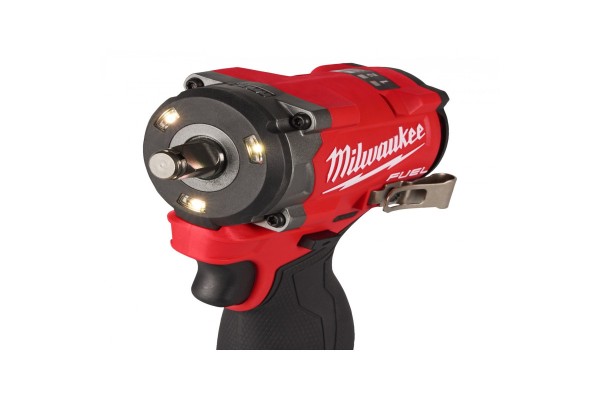 Гайковерт високомоментний MILWAUKEE 1/2\" (746 Нм) M12 FCIWF12G3-502X (+2 акумулятори, зарядний пристрій, HD кейс)
