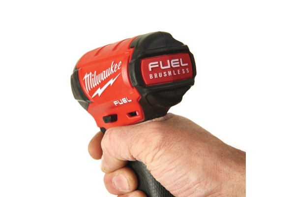 Винтоверт аккумуляторный гідравлічний 1/4'' HEX MILWAUKEE, M18 FUEL FQID-502X, 50Нм (+ заряд. устройство, 2 аккум.Х 5Ач, кейс)