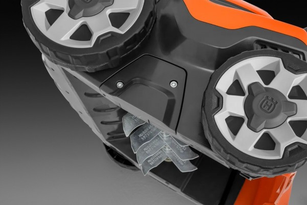 Акумуляторний аератор-скарифікатор Husqvarna S138i КІТ (9679222-03)