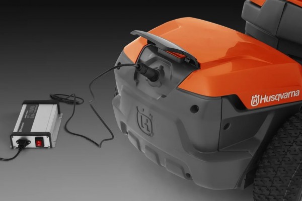 Райдер акумуляторний Husqvarna R 112iC (9678482-01)