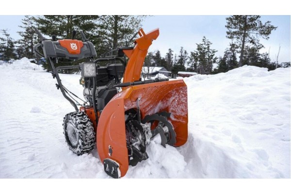 Снігоочисник Husqvarna ST 227 (9704690-01)