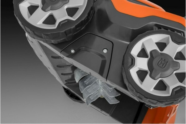 Аератор акумуляторний Husqvarna S138i (9679222-01) (без акумулятора і ЗП)