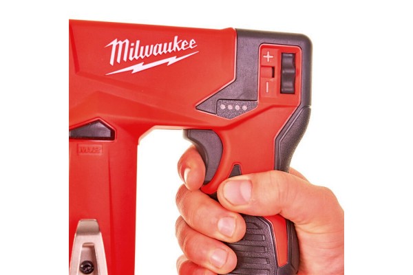 Степлер акумуляторний MILWAUKEE, M12 BST-0