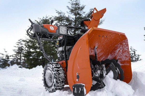 Снігоприбиральник Husqvarna ST 224 (9705286-01)